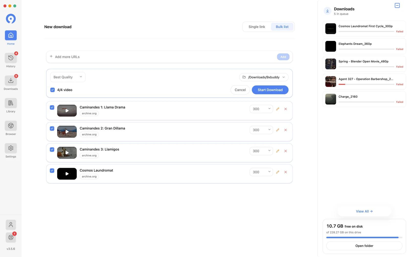 Résultats groupés 9xbuddy montrant quatre vidéos extraites, chacune avec une vignette, une source, un menu de qualité, des contrôles de renommage et de suppression, au-dessus d'un sélecteur de qualité partagé et d'un bouton Démarrer le téléchargement